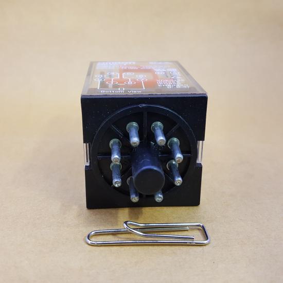 รีเลย์ OMRON MK2P-I 220VAC 8ขา