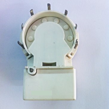 ซ็อกเก็ตTV 8ขา คอเล็ก HOSIDEN