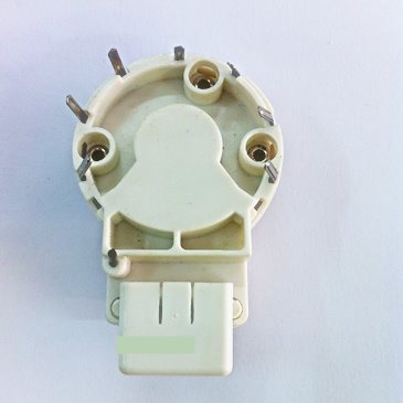 ซ็อกเก็ตTV 8ขา คอเล็ก DHE-A87-500