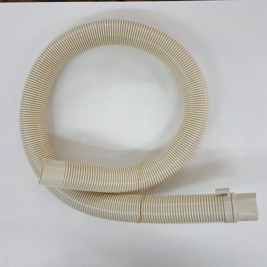 ท่อน้ำทิ้งสีขาว เส้นใหญ่