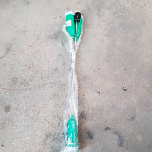 โช๊คหิ้วถังยาว 65cm. มีถ้วย เขียว