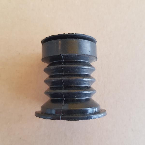 จุกยางปิดท่อน้ำทิ้ง AP-2004 หัว3.7cm. ท้าย 4.5cm.