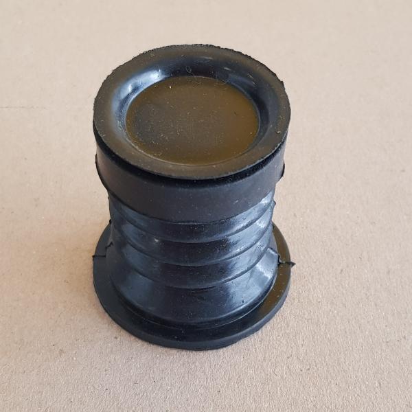 จุกยางปิดท่อน้ำทิ้ง AP-2004 หัว3.7cm. ท้าย 4.5cm.