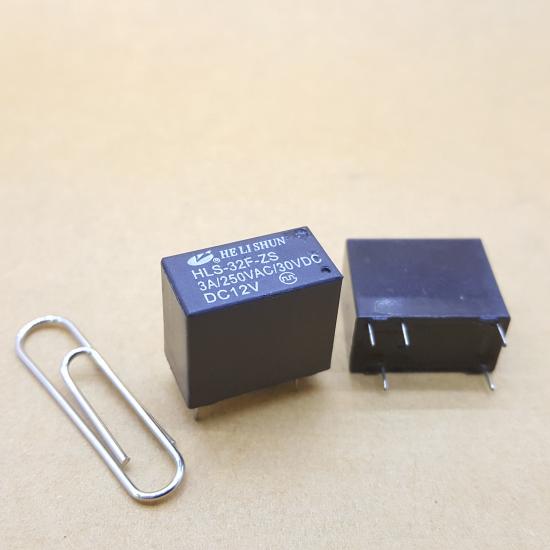รีเลย์ HLS8L T73 DC12V 5ขา