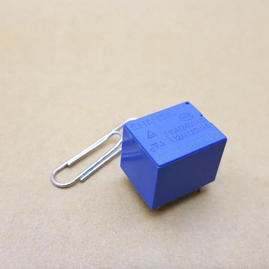 รีเลย์ JQC-3F 5V 5PIN(8)