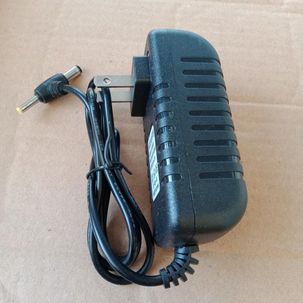 อะแด๊ปเตอร์ 12V 2A แจ๊คเล็ก+ใหญ่