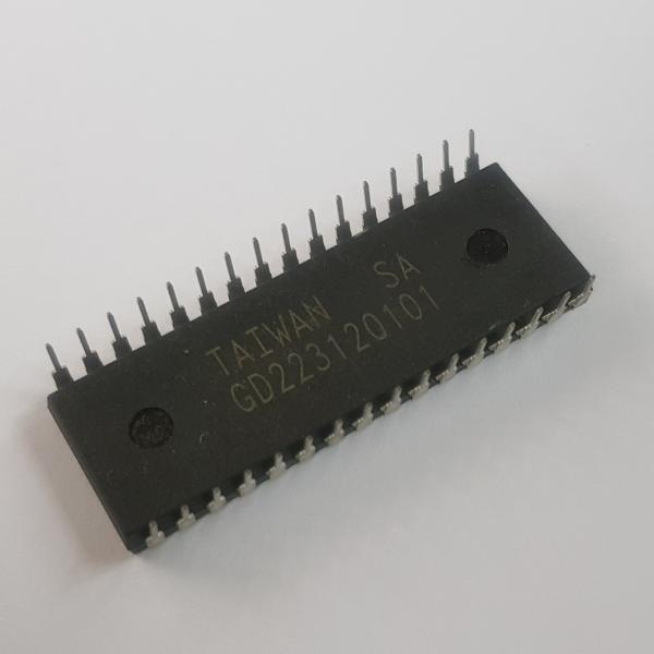 IC Winbond W27C02-70 (TAIWAN) 2Mbit EEPROM DIP32