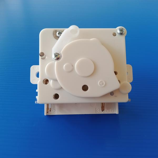 TIMER เครื่องซักผ้า  4ขา เสียบ HITASHI ตัวขาว 90 แท้