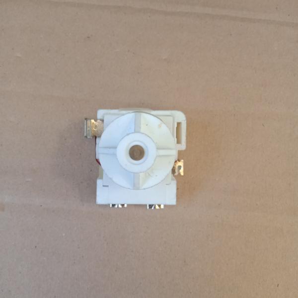 รีเลย์ตู้แช่กุลธร KME-681-2 แท้