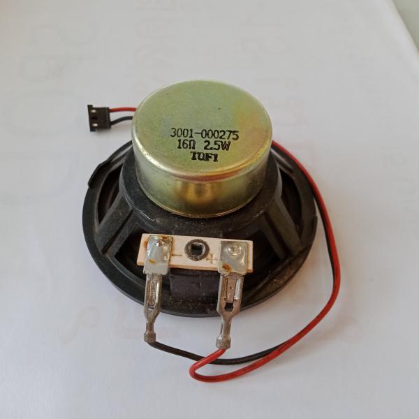 ลำโพงทีวี 3นิ้ว  16 Ohm 2.5 W**