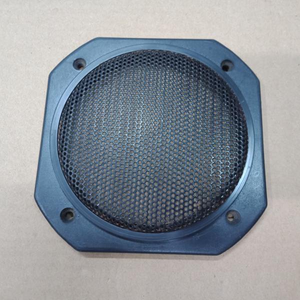 ตะแกรงลำโพง 5 เหลี่ยม PC-749