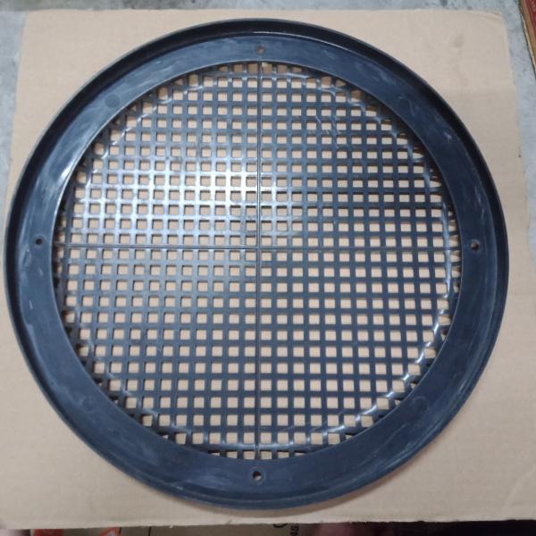 ตะแกรงลำโพง 12 พลาสติก**