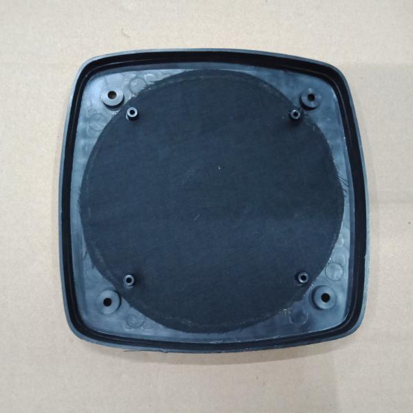 ตะแกรงลำโพง  6  พลาสติก เหลี่ยม NASA