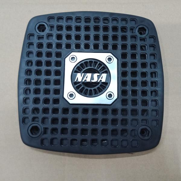 ตะแกรงลำโพง  6  พลาสติก เหลี่ยม NASA