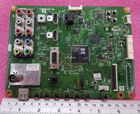 ยี่ห้อ TOSHIBA เมนบอร์ด รุ่น32PB10T   พาร์ทบอร์ด :V28A001308A1