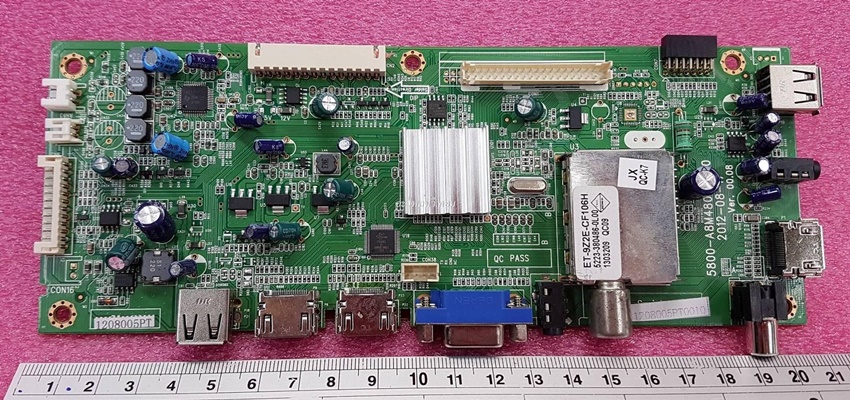 ยี่ห้อ Skyworth เมนบอร์ด รุ่น32E66C  พาร์ทบอร์ด :5800-A8M480-0P20