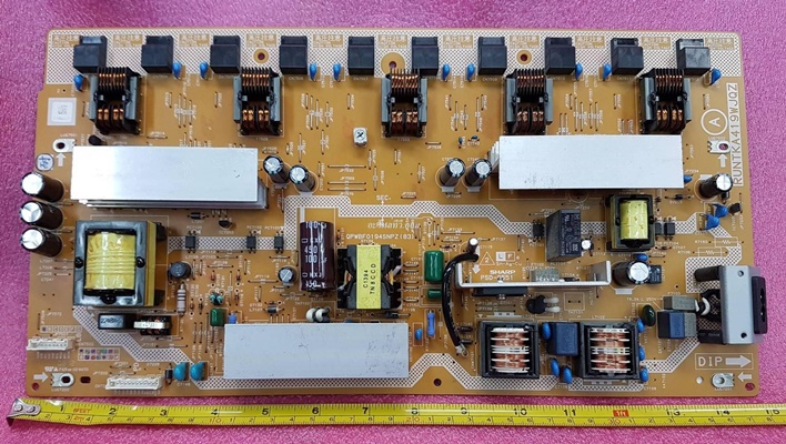 ยี่ห้อ SHARP ซัพพลาย(POWER SUPPLY) รุ่นLC-32A33M   พาร์ทบอร์ด :RUNTKA419WJQZ