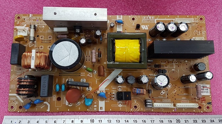 ยี่ห้อ JVC ซัพพลาย(POWER SUPPLY) รุ่นLT-32BX19 :LT-32EX19  พาร์ทบอร์ด :SFU-9607A