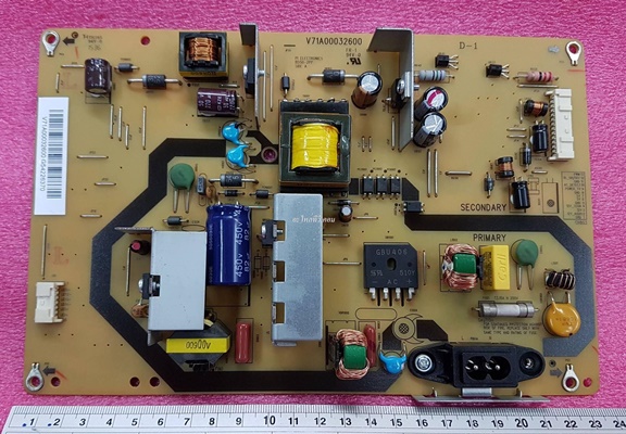 ยี่ห้อ TOSHIBA ซัพพลาย(POWER SUPPLY) รุ่น40L5550VT  พาร์ทบอร์ด :V71A00032600